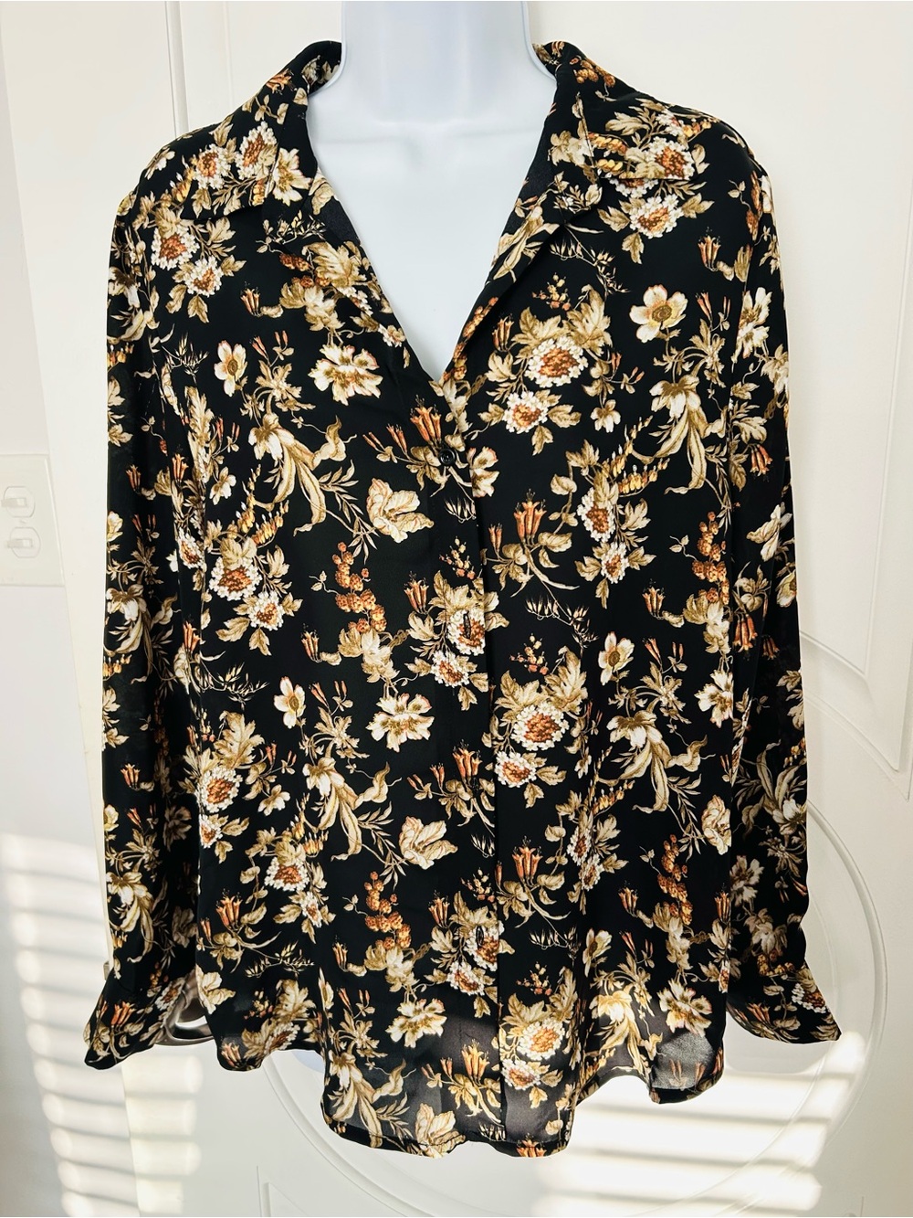 Black Floral Button-Down Blouse - Women's Top